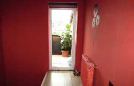 De vanzare apartament de 3 camere, 84 mp, parcare! Zona strazii Florilor!