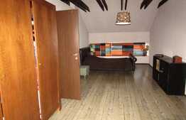 De vanzare apartament de 3 camere, 84 mp, parcare! Zona strazii Florilor!