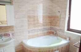 3 camere, 94 mp, decomandat, terasa, garaj, zona Grand Hotel Italia