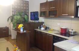 Vanzare apartament cu 3 camere, 58 mp, parcare cu CF! Zona strazii Eroilor!