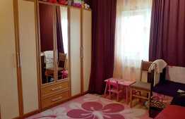 3 camere, decomandat, 76 mp, etaj intermediar, zona Gradini Manastur