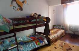 Apartament de vanzare 3 camere, 66.5 mp, parcare! Zona strazii Teilor!