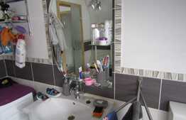 Apartament 2 camere, 64 mp, zona Oncos