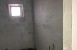 Garsoniera de vanzare, 40 mp, semifinisata! Zona strazii Eroilor!