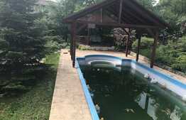 Casa de vanzare 600 mp, teren 1300 mp, front stradal 35 ml 