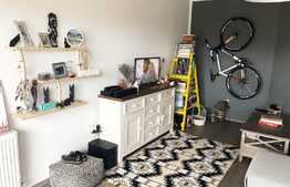 Apartament cu 2 camere, 54 mp, pod de 10 mp! Zona strazii Sesul de Sus!