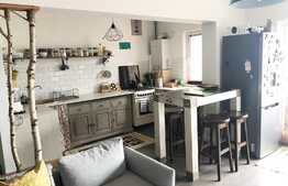 Apartament cu 2 camere, 54 mp, pod de 10 mp! Zona strazii Sesul de Sus!