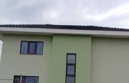 Casa de vanzare, 140 mp, teren 450 mp, zona linistita de case