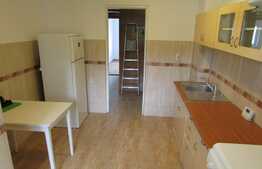 Apartament 4 camere, 78 mp, garaj, zona strazii Nicolae Titulescu