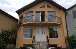 Casa individuala, 120 mp, teren 222 mp, front 13 ml, zona Spitalul de Recuperare