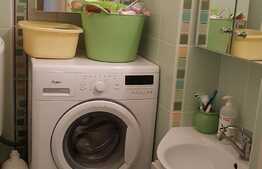 Apartament luminos si vesel, 4 camere, 70 mp, boxa, zona strazii Donath