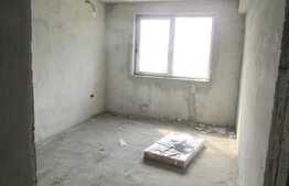 OPORTUNITATE! Apartament cu 3 camere, 75 mp, decomandat! Zona strazii Florilor!