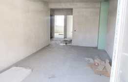 OPORTUNITATE! Apartament cu 3 camere, 75 mp, decomandat! Zona strazii Florilor!