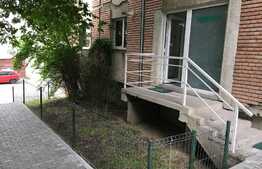 De vanzare apartament 3 camere, 65 mp, boxa, zona strazii Aurel Vlaicu