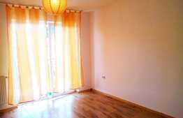 Garsoniera de 38 mp, balcon de 6 mp! Zona strazii Florilor!