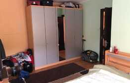 Apartament de vanzare 4 camere, 84 mp, parcare! Zona strazii Stejarului!