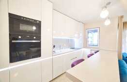 Apartament cu 2 camere invaluit in lux, 56 mp, garaj, prima inchiriere, zona Grand Park Residence