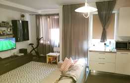 Vanzare 3 camere, 64 mp, loc de parcare! Zona strazii Florilor!