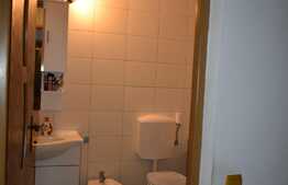 De vanzare 3 camere, 76 mp, parcare cu CF! Zona strazii Florilor!