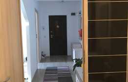 Garsoniera de vanzare 43 mp, loc de parcare, zona strazii Florilor