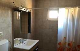 Apartament de vanzare 3 camere, 57 mp, zona strazii Eroilor