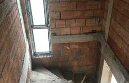 Casa de vanzare, 134 mp utili, zona linistita