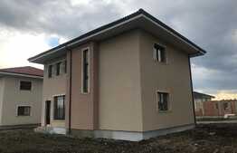 Casa de vanzare, 134 mp utili, zona linistita