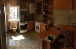 De vanzare apartament 2 camere, 48 mp, boxa, zona Piata Flora 