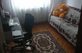 Apartament 4 camere, 81 mp, boxa, zona Parcul Babes
