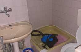 Apartament 4 camere, 81 mp, boxa, zona Parcul Babes