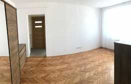 De vanzare apartament 2 camere, 43 mp, zona Iulius Mall