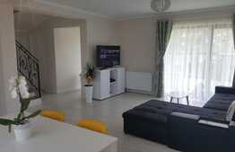 Casa de vanzare la cheie, amplasata la cateva minute de centrul orasului