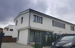 Casa de vanzare la cheie, amplasata la cateva minute de centrul orasului