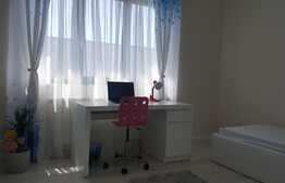 Casa de vanzare la cheie, amplasata la cateva minute de centrul orasului