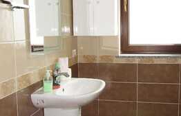 Apartament 2 camere, 50 mp, 2 parcari, prima inchiriere, zona Grand Hotel Italia