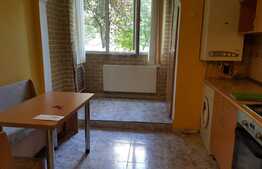 Apartament 3 camere, 65 mp, decomandat, zona strazii Lacul Rosu