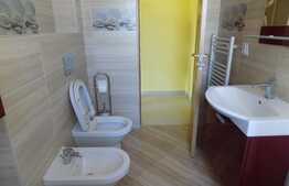 3 camere, 60 mp, loc de parcare! Zona strazii Eroilor!