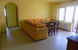 3 camere, 60 mp, loc de parcare! Zona strazii Eroilor!