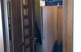 Vanzare 2 camere, 46 mp! Zona strazii Stejarului!