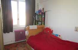 Apartament 3 camere, 38.35 mp, zona Piata Hermes