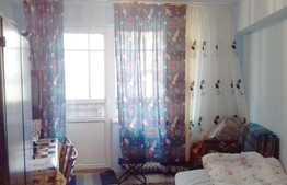 Apartament 3 camere, 64 mp, decomandat, zona Parc Farmec