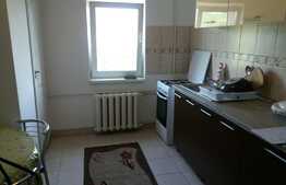 Apartament 3 camere, 65 mp, decomandat, parcare, boxa, zona Cora