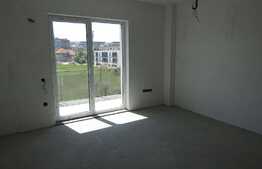 Apartament 3 camere, scara interioara, 83 mp, terasa 23 mp, zona Calea Turzii