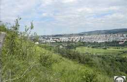 Casa individuala 50 mp, 1500 mp teren, front 30 ml, zona linistita