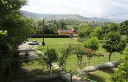 Casa individuala 50 mp, 1500 mp teren, front 30 ml, zona linistita