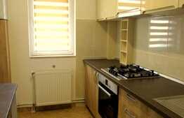 Apartament 2 camere decomandate, 58 mp, parcare, zona UMF