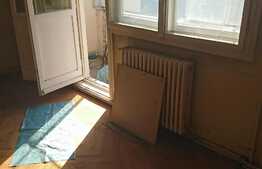 Apartament 4 camere, 90 mp, boxa, zona Casa Radio