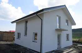 Casa individuala, 117 mp utili, teren de 418 mp, zona Garden Cafe, Chinteni