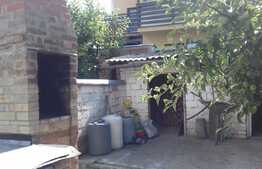 De vanzare casa 250 mp, teren 576, front 18 ml, zona Maramuresului