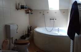 Casa de vanzare 103 mp, teren 150 mp, zona linistita